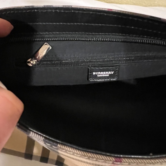 BURBERRY London Nova Check Coated Canvas Shoulder Bag BlackTan - Picture 10 of 12